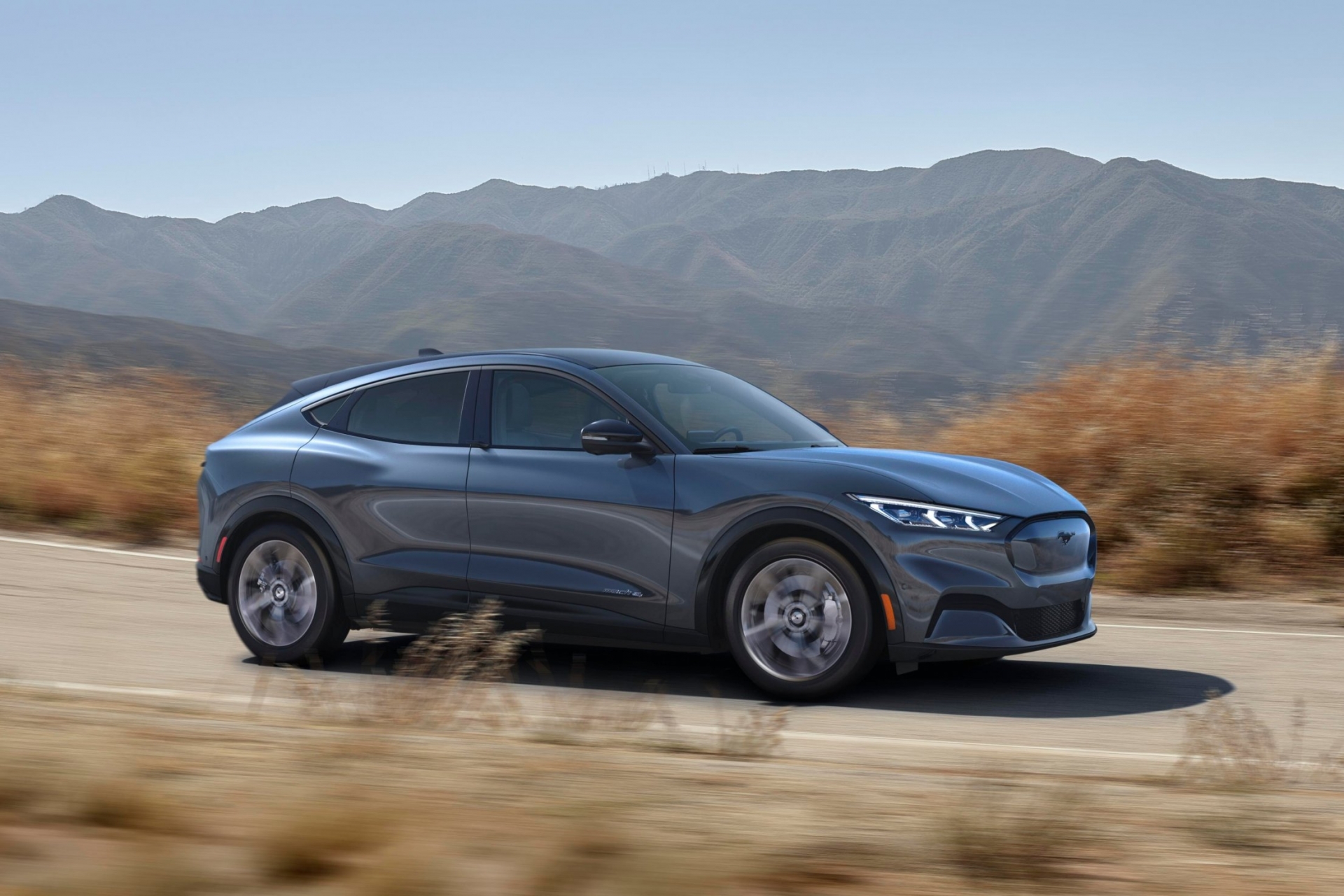 Ford снова снизил цены на электрический Mustang Mach-E